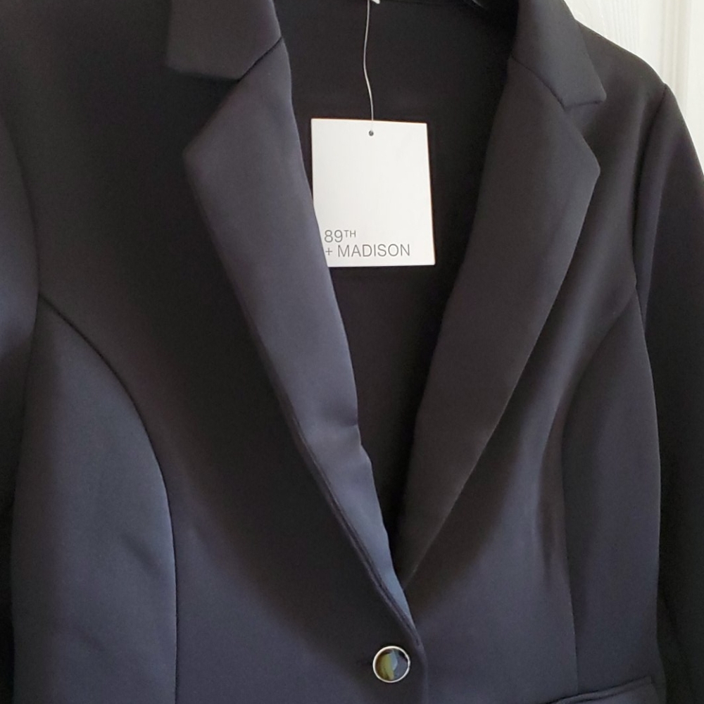 🆕️ 89TH & MADISON BLACK BLAZER 🤗